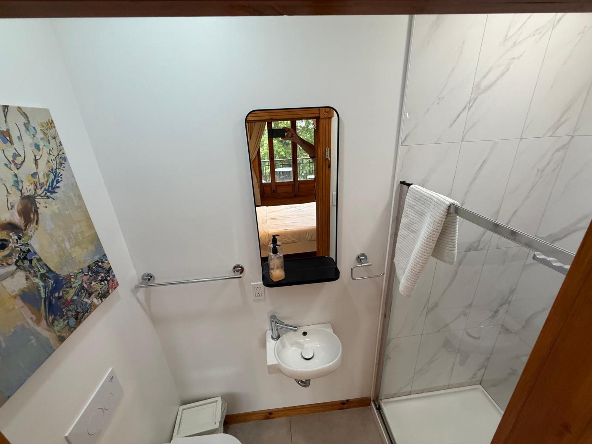 Double Room Private Bathroom